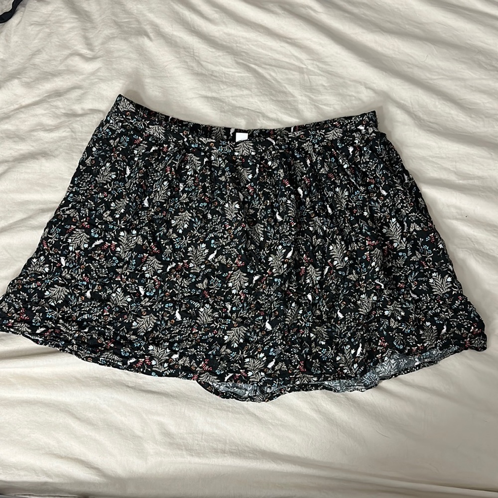 Old Navy Bunny Floral print skirt